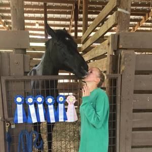 Meet your Posher, Elizabeth