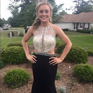 Sherri Hill Prom Dress