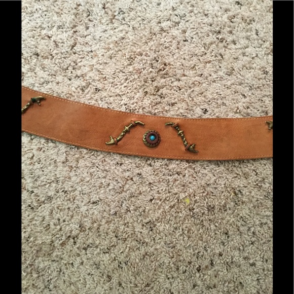 Vintage Ornate Genuine Leather Belt - Picture 2 of 3