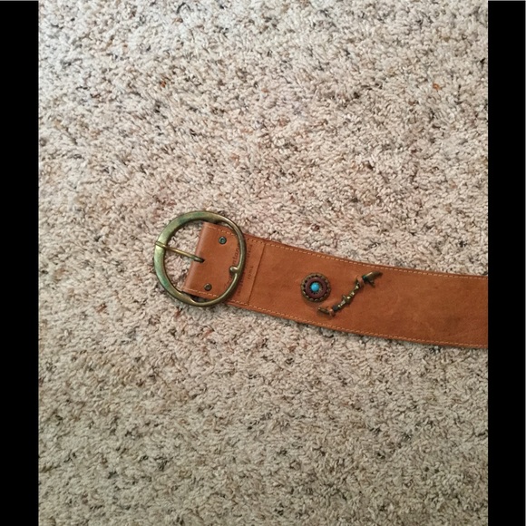 Vintage Ornate Genuine Leather Belt - Picture 3 of 3