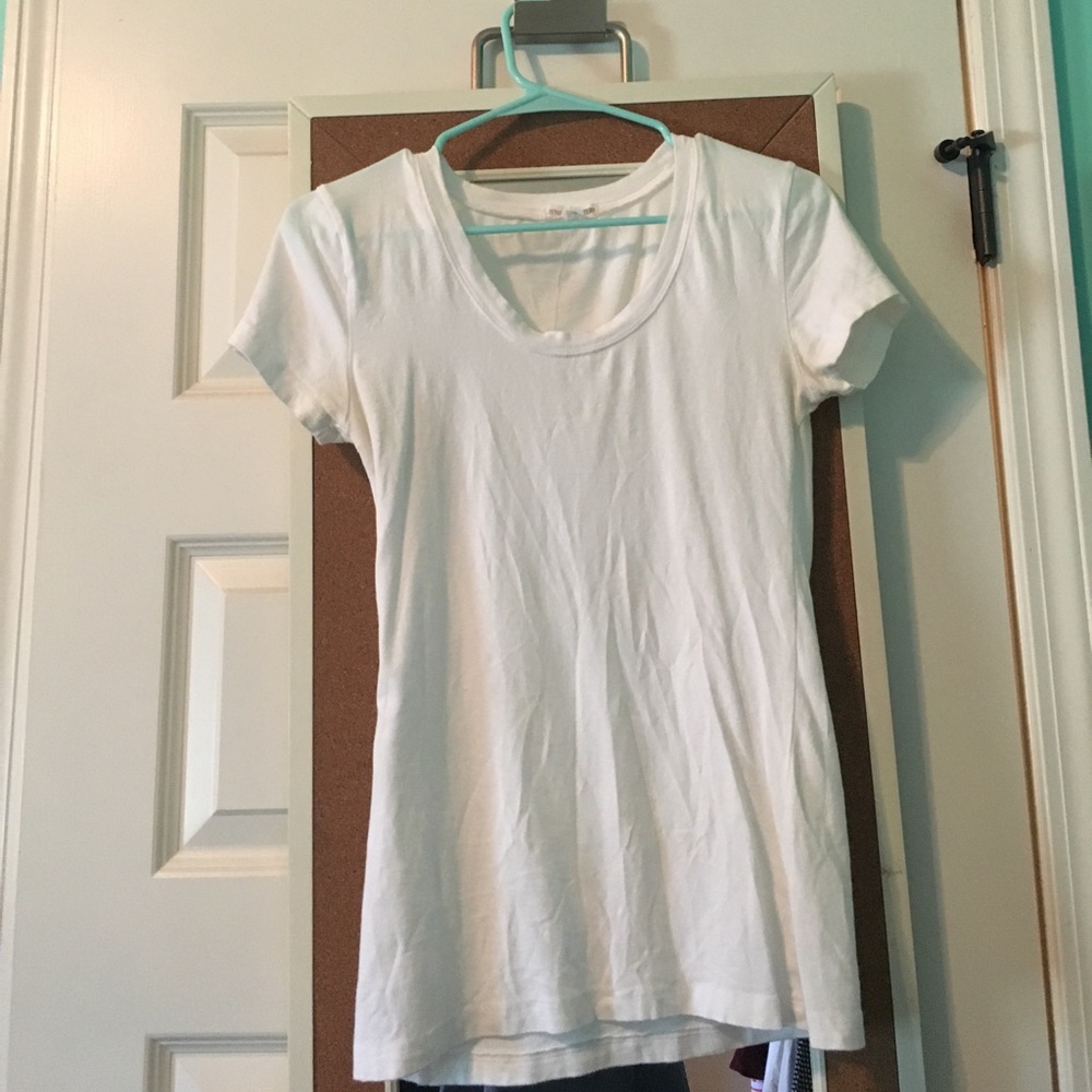 Plain white short sleeve shirt