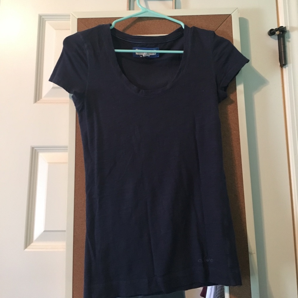 Navy short sleeve tshirt