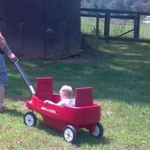 Meet your Posher, Leslie