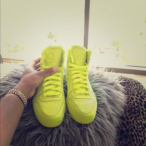 GUCCI NEON CODA SNEAKERS