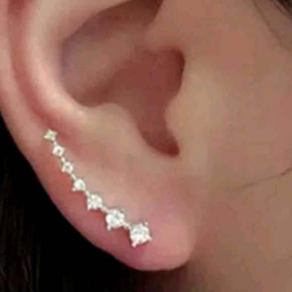 💎GORGEOUS "Diamond" Ear Crawlers!👂 - Picture 3 of 3