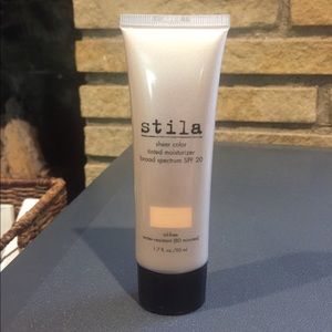 Stila Sheer Color SPF Tinted Moisturizer in Fair