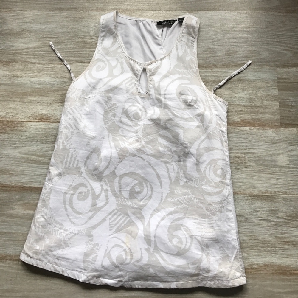 Volcom tank