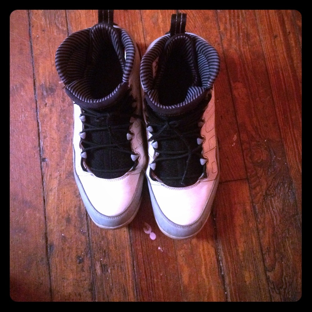 Jordan Retro 9 Barons