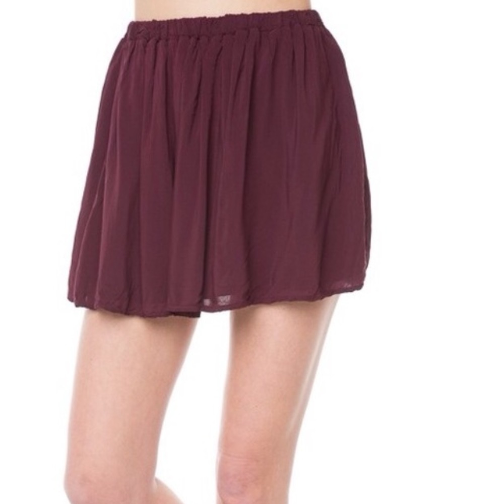 Brandy Melville maroon skater skirt