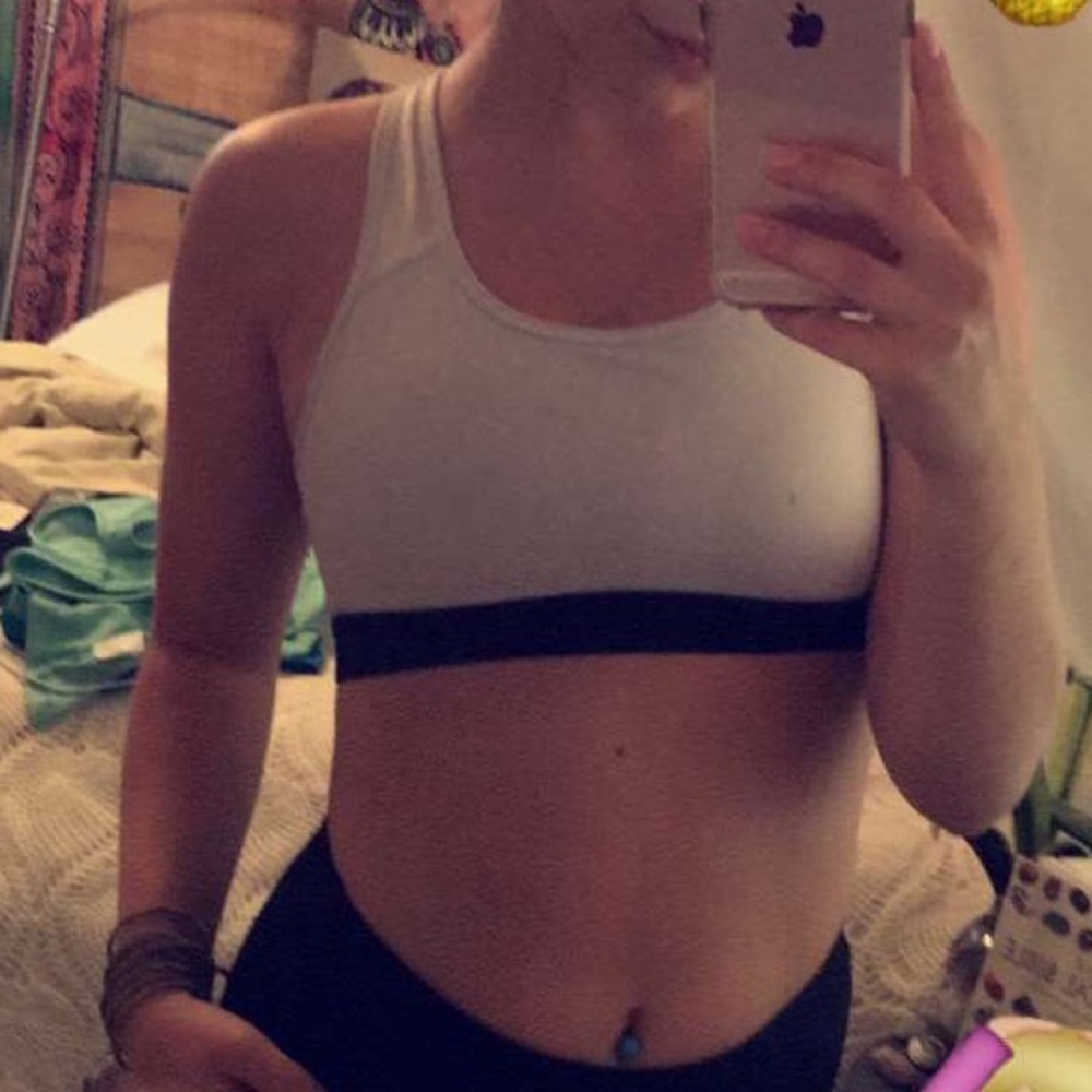 SALE🎉 Nike sports bra!!