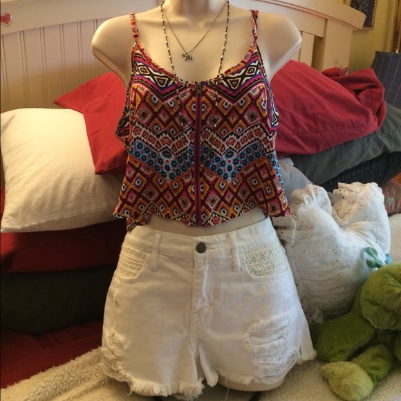 BNWT Paper Tee Boho Crop Top W/Adjustable Straps - Picture 2 of 8