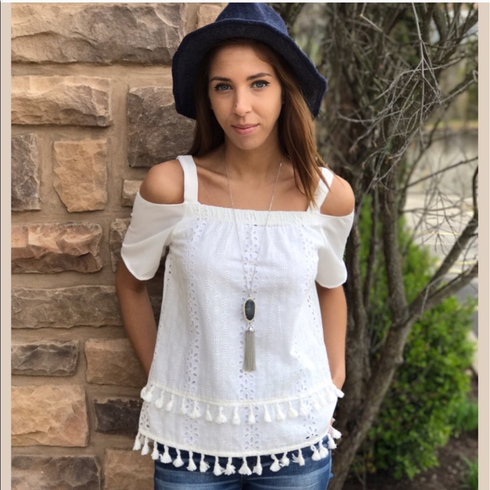 Eyelet Cold Shoulder Top - Picture 2 of 4