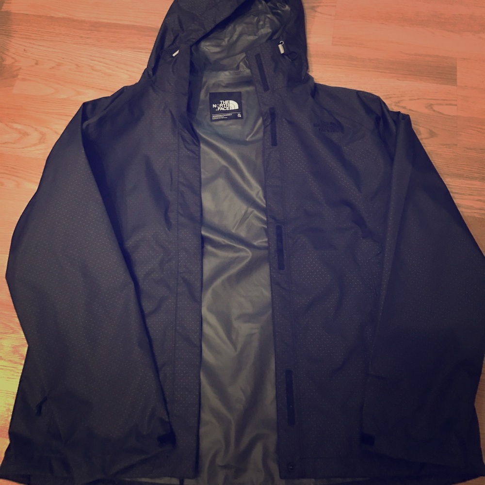LAST CHANCE! North Face Rain Jacket