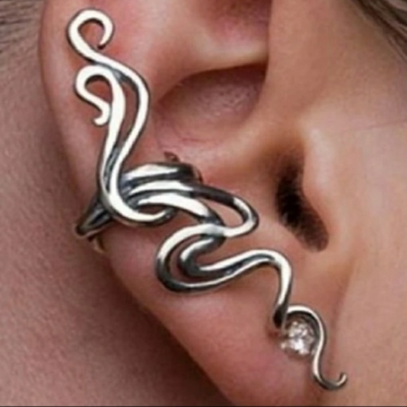 ⚡SALE!✨Swirly-Twirl Ear Crawler!✨💎 - Picture 3 of 7