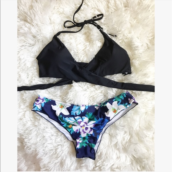 LAST 1 || ALANI Floral Cheeky Ruffle Bikini - Picture 2 of 4