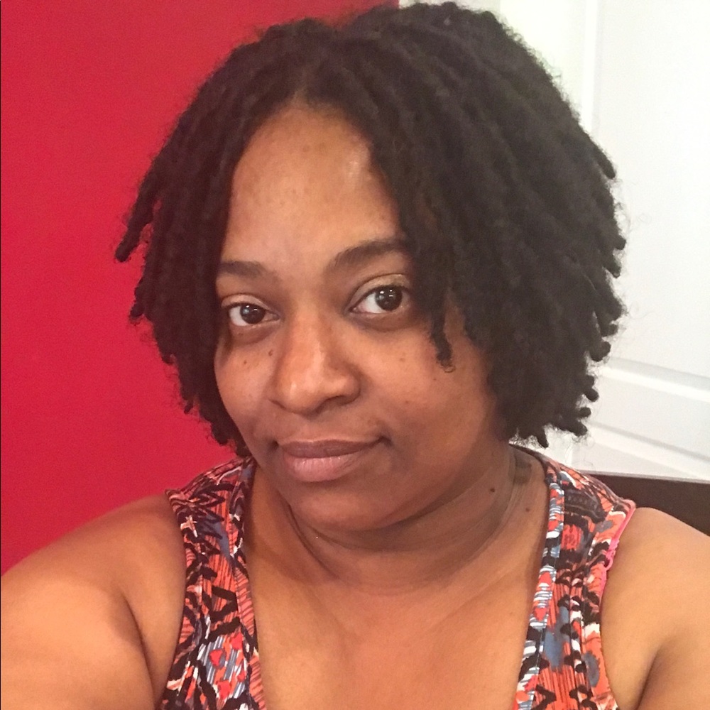 Meet your Posher, April