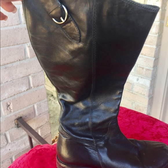 💥💥Charles David Leather Riding Boots 💥💥size 8b - Picture 3 of 3