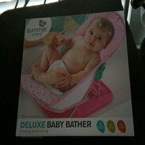 Deluxe baby bather