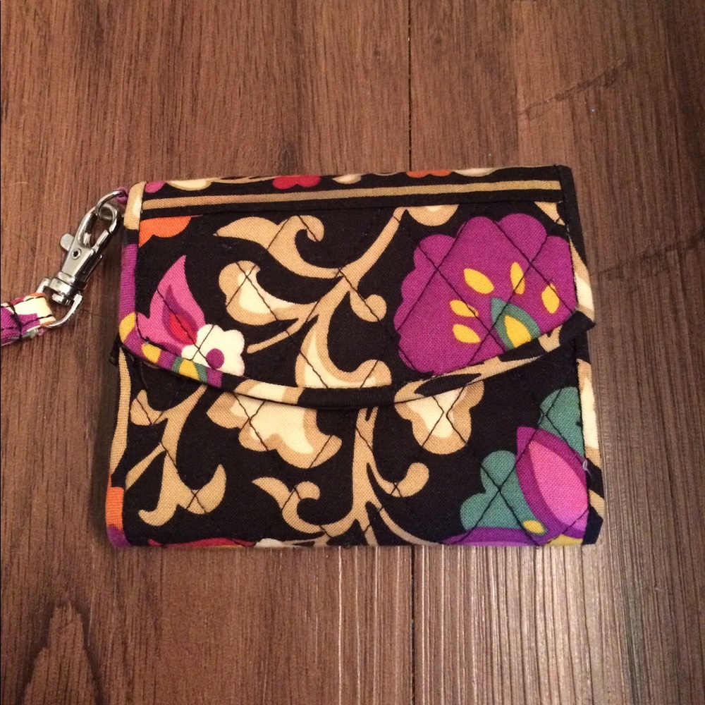 NWOT!! Cute Vera Bradley wristlet!