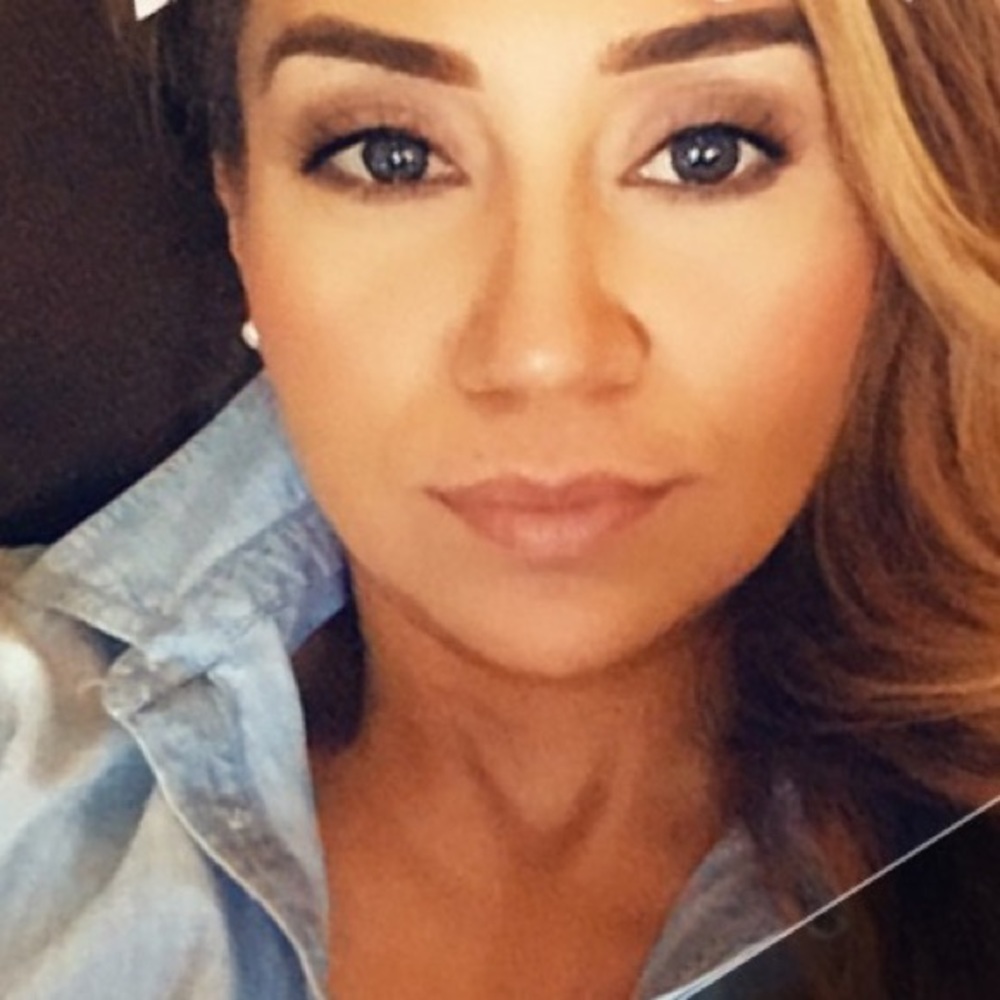 Meet your Posher, Cristina