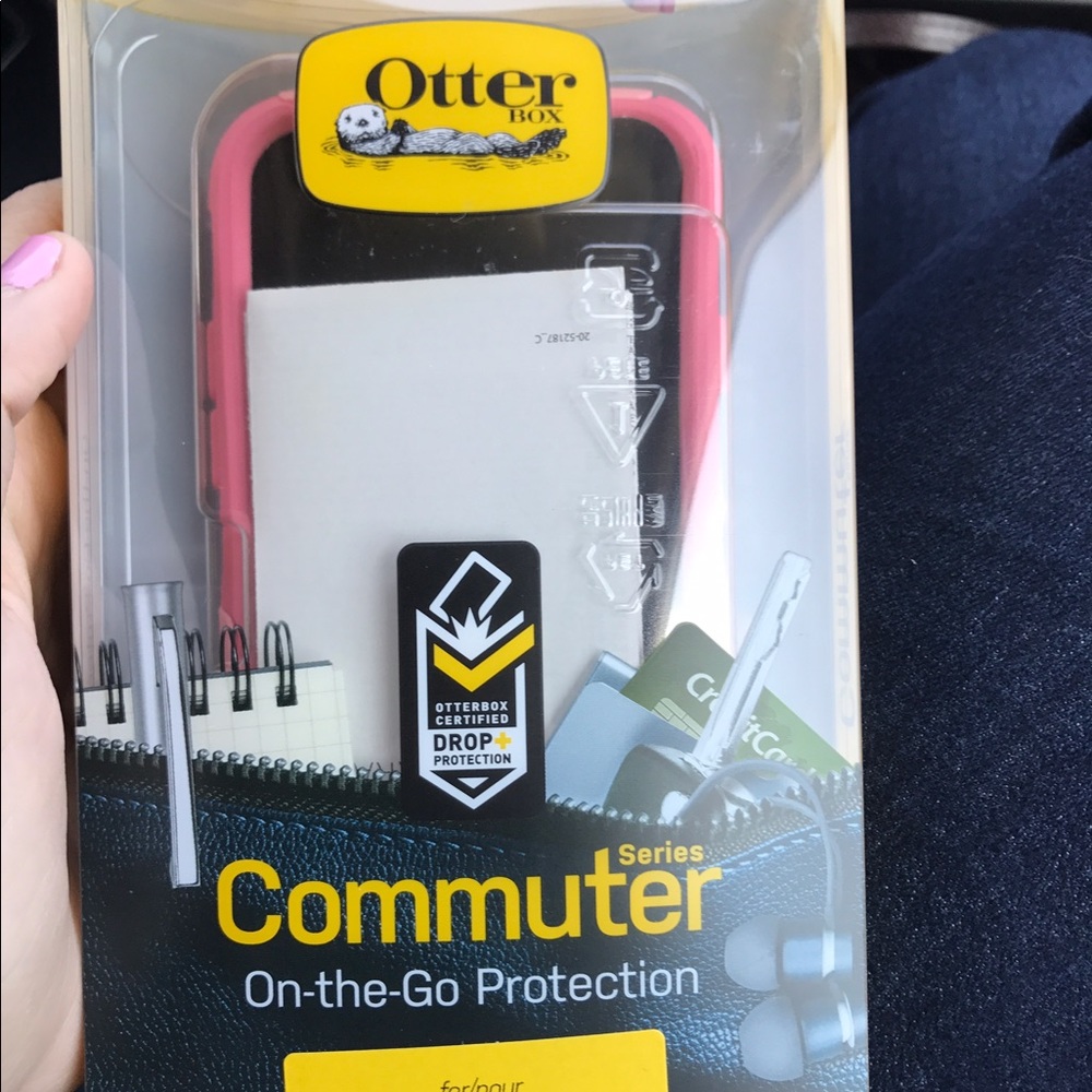 Brand new pink otterbox case for iPhone 7