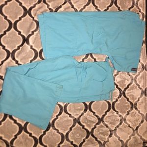 Cherokee scrub set