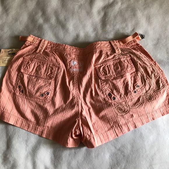 NWT Da Nang Short - Picture 2 of 4