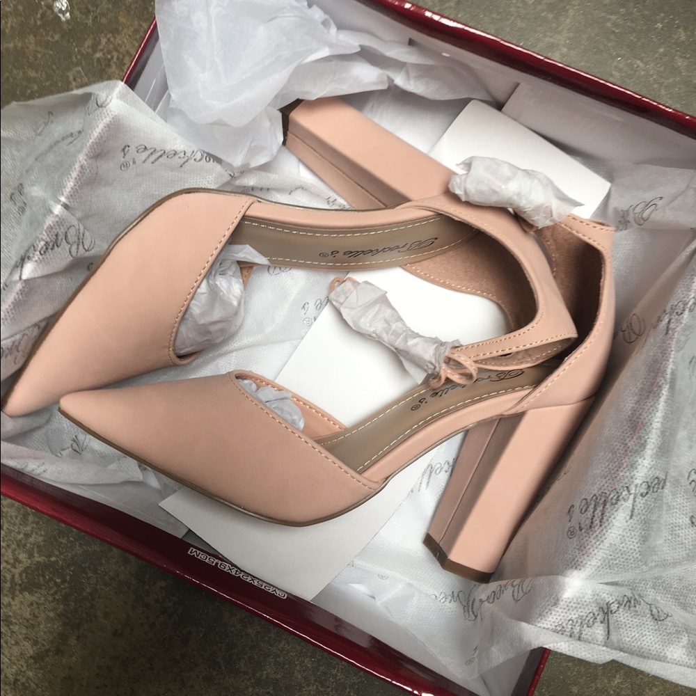 Blush pointy single sole pump heel toe 💗💗 - Picture 4 of 5