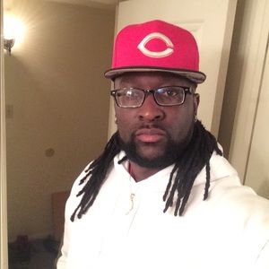 Meet your Posher, Lawrence