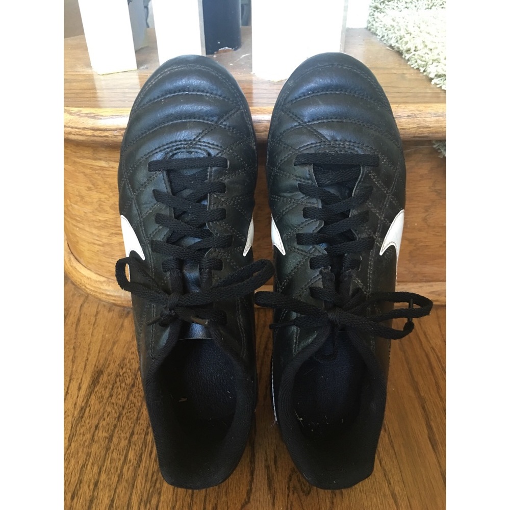 (Sold)Boys' Nike Soccer Cleats