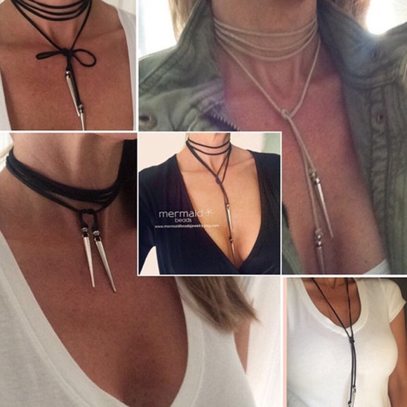 Choker Necklace - Picture 2 of 3