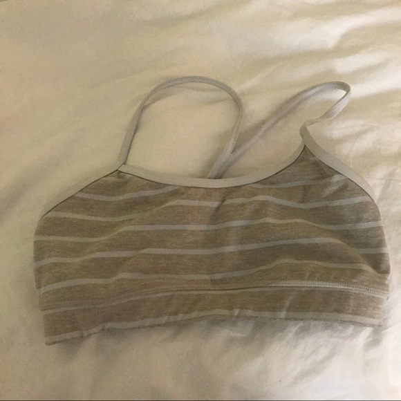 lululemon athletica Other - Lululemon FLOW Y IV Sports Bra