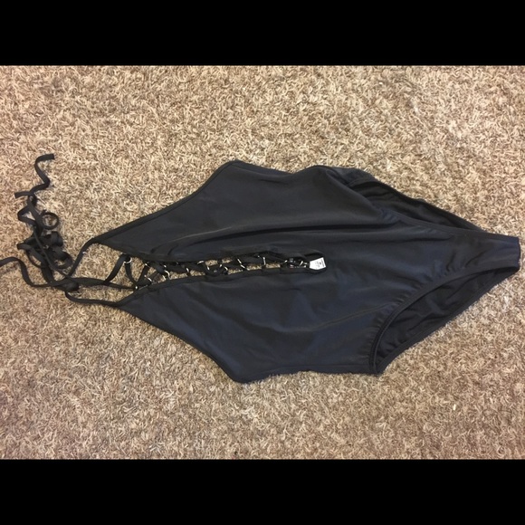 One Piece Fashion Nova Bathing Suit - Picture 4 of 5