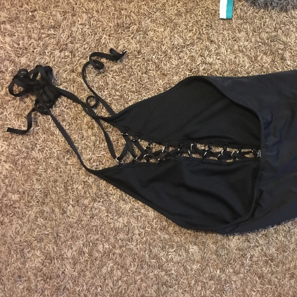 One Piece Fashion Nova Bathing Suit - Picture 5 of 5