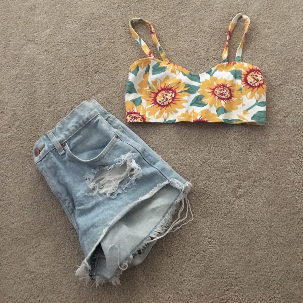 RARE Brandy Melville "croptop"/"bralette"