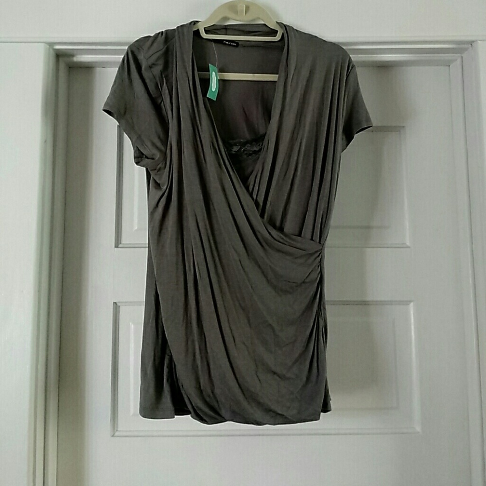Maurice's top