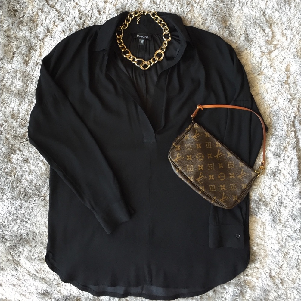 Bebe silk long sleeve collared shirt