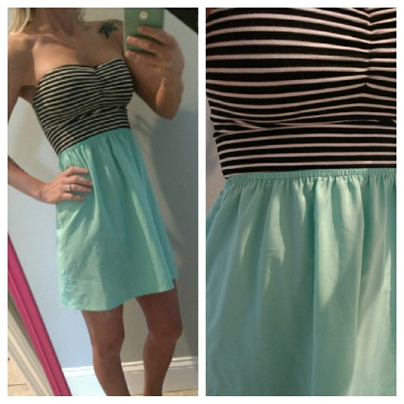 $7+$4 ship! New roxy dress - Picture 1 of 1