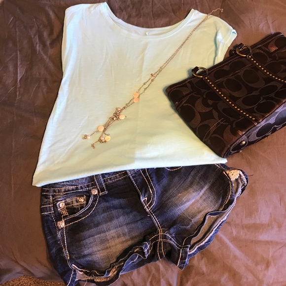 Mint green soft T - Picture 1 of 4