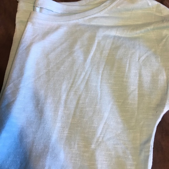 Mint green soft T - Picture 4 of 4