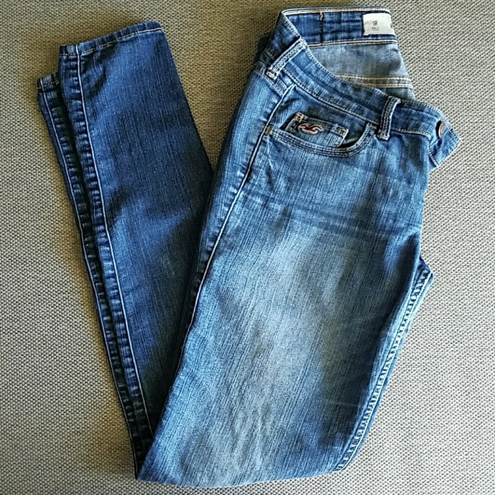 Hollister skinny jeans