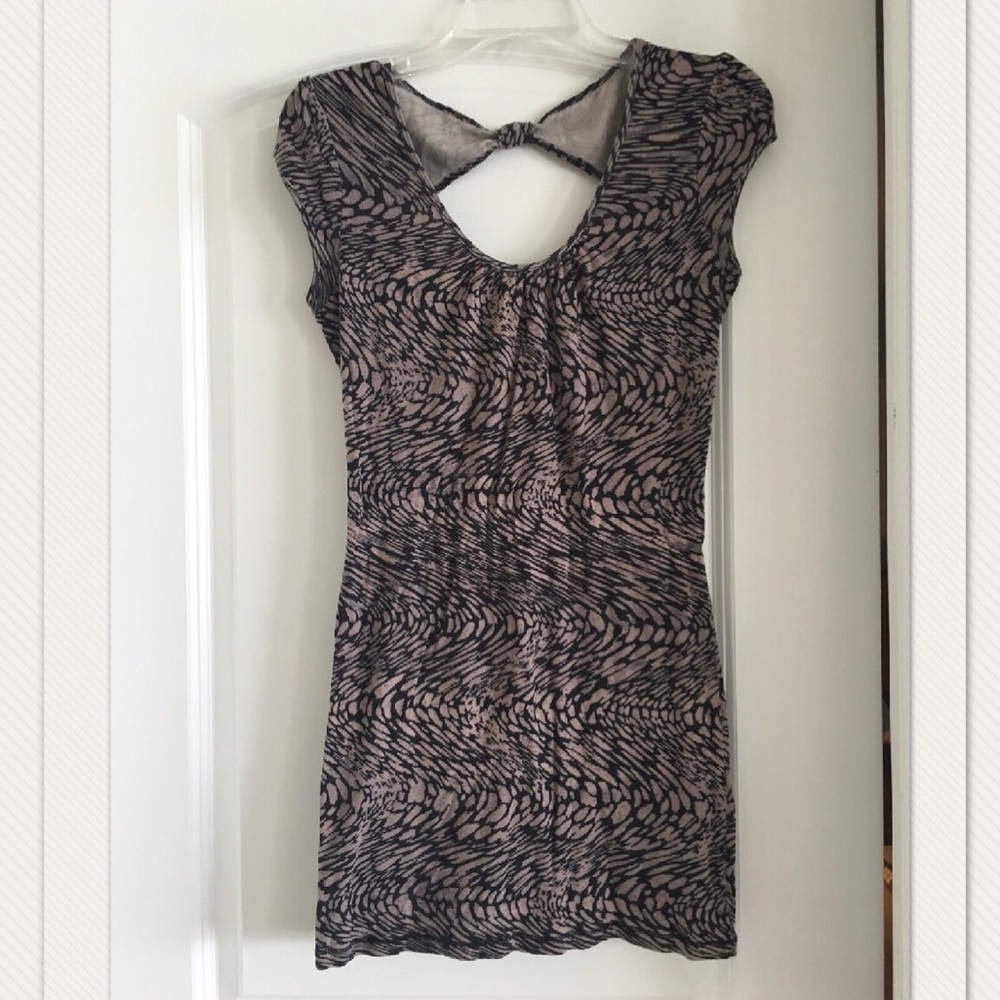 Express Sexy Basic Tee