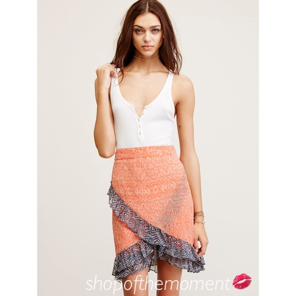 🔥🆕 last1⚡️Free People ♡ Around the World Skirt ♡ - Picture 2 of 8