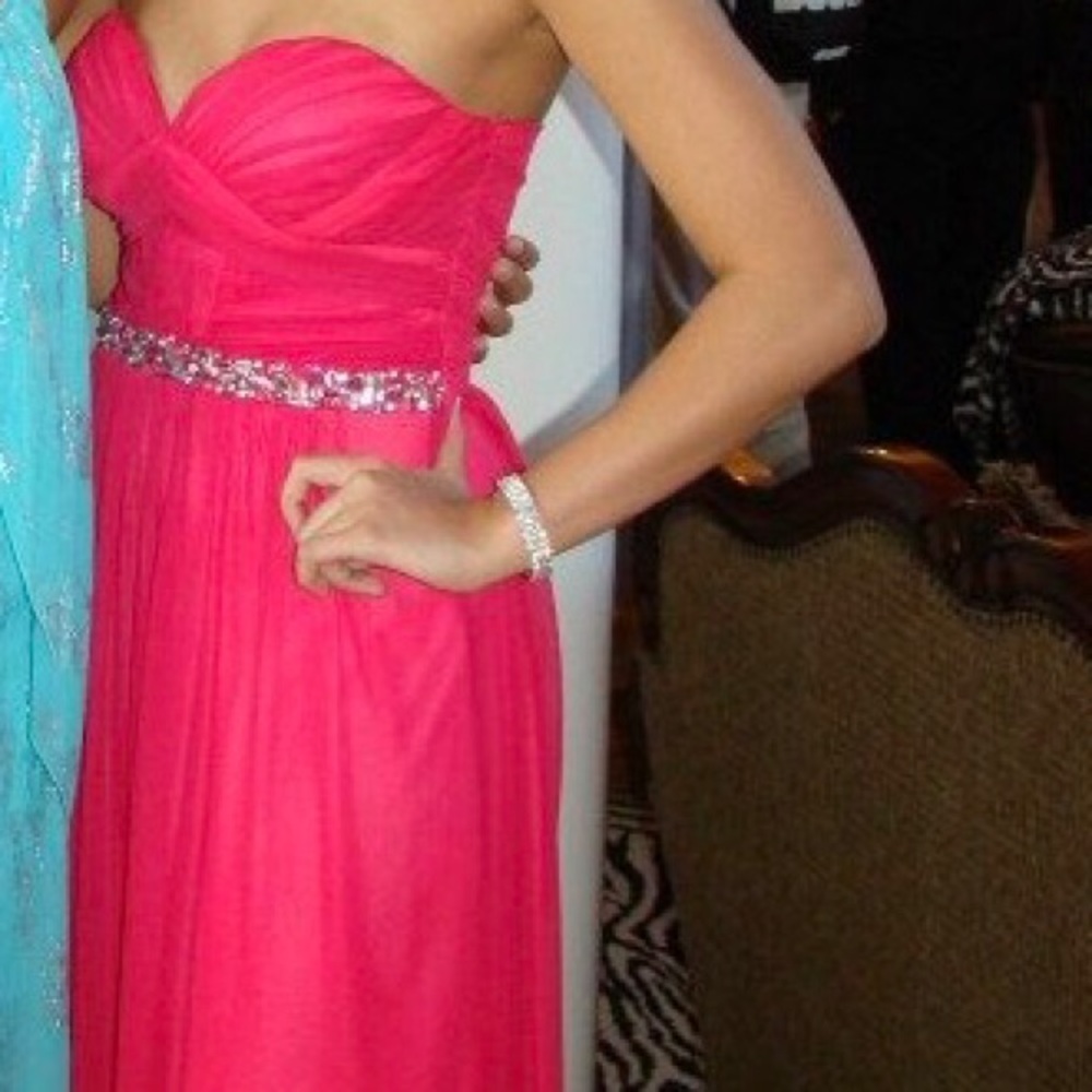 Dark pink strapless formal dress