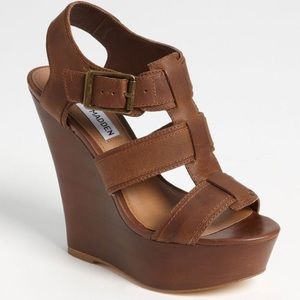 NEW- Steve Madden Wedges