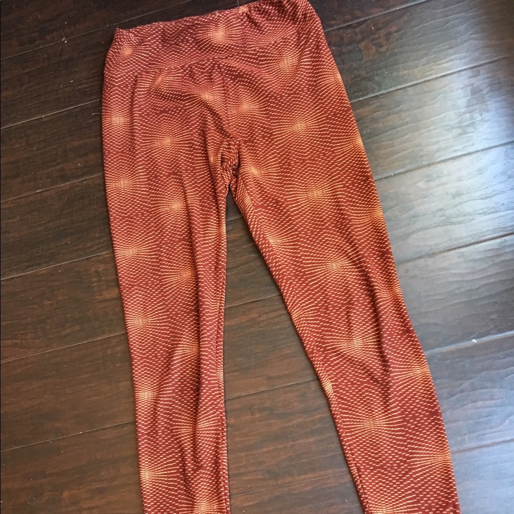Lularoe OS leggings. EUC