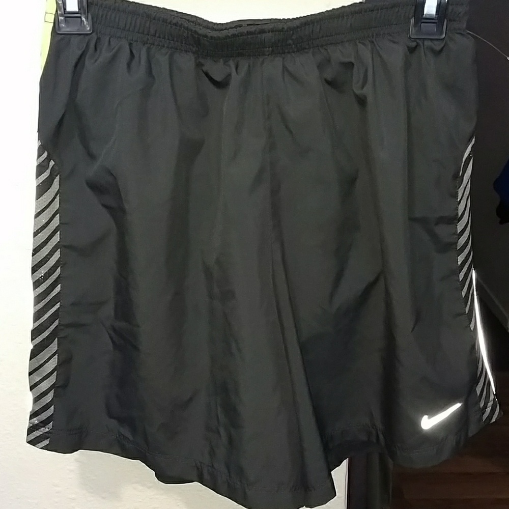 Nike dri - fit women's shorts