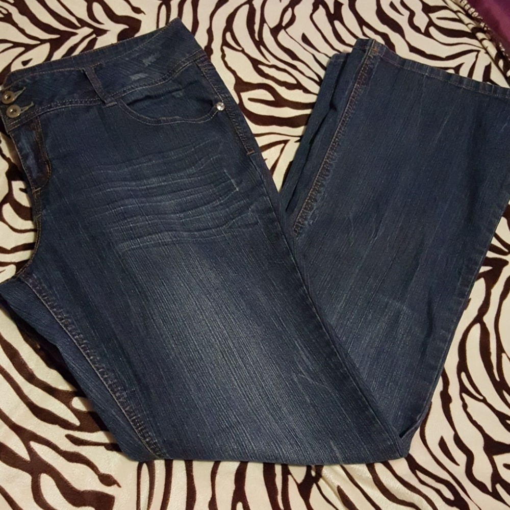 🌹Medium Blue Flare Jeans🌹