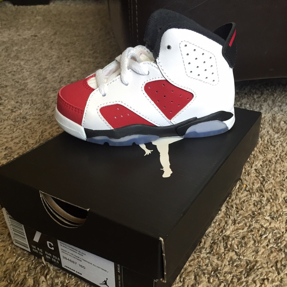 Jordan toddler size 7 shoes.