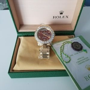 100%high quality luxury brand men's watch 100%high quality luxury brand men's watch